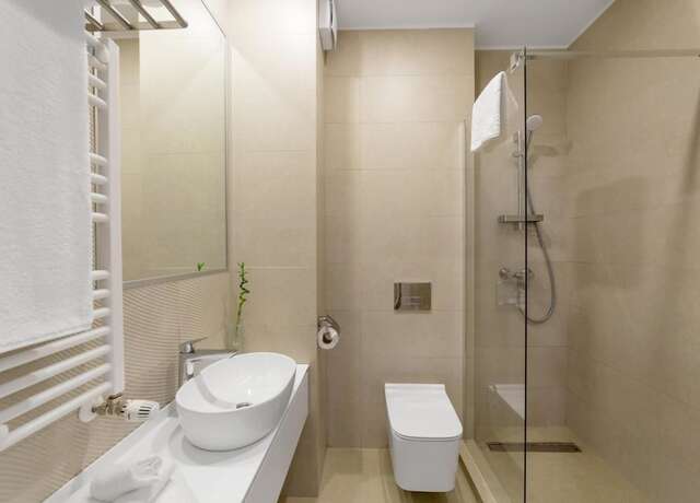 Отель Athina Suites Hotel Бухарест-14